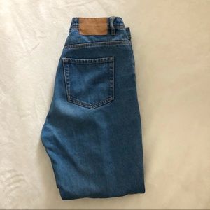 Zara Mom Fit Jeans